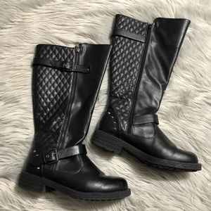 Torrid black boots